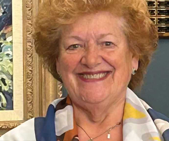 Dr. Ann Marie (Miller) Whitlatch ’74